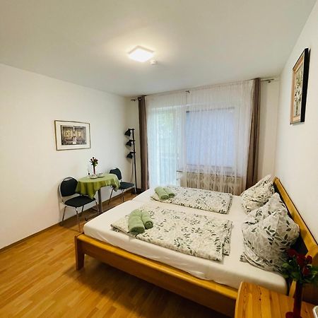 Hotel Shelby Apartments Garbsen Esterno foto