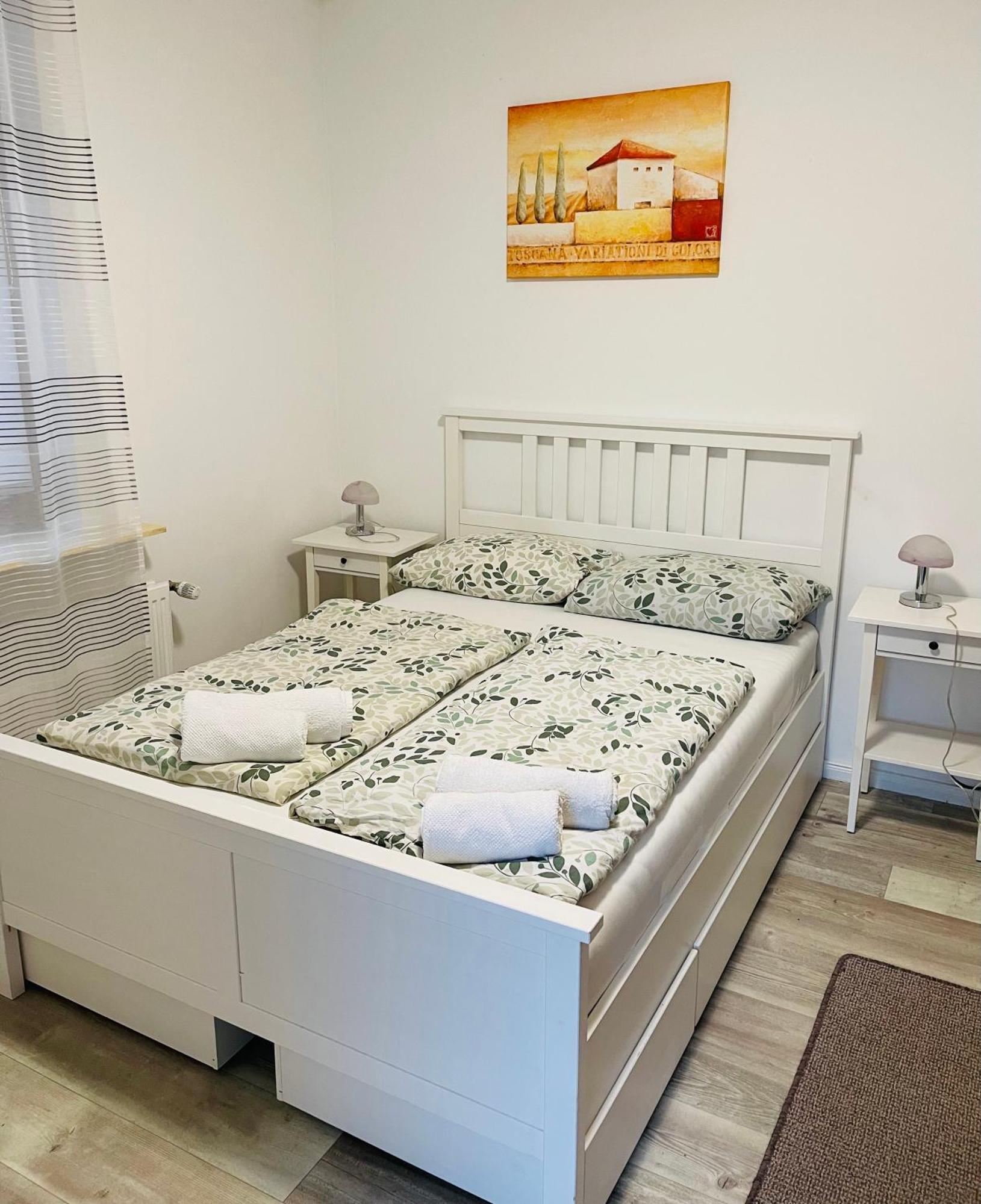 Hotel Shelby Apartments Garbsen Esterno foto